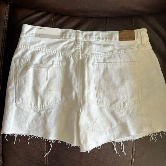 New with tag 12 white AE shorts - Picture 2 of 7